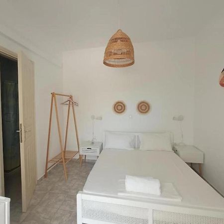 Appartement Ktima Vrisiana à Platis Gialos  Extérieur photo